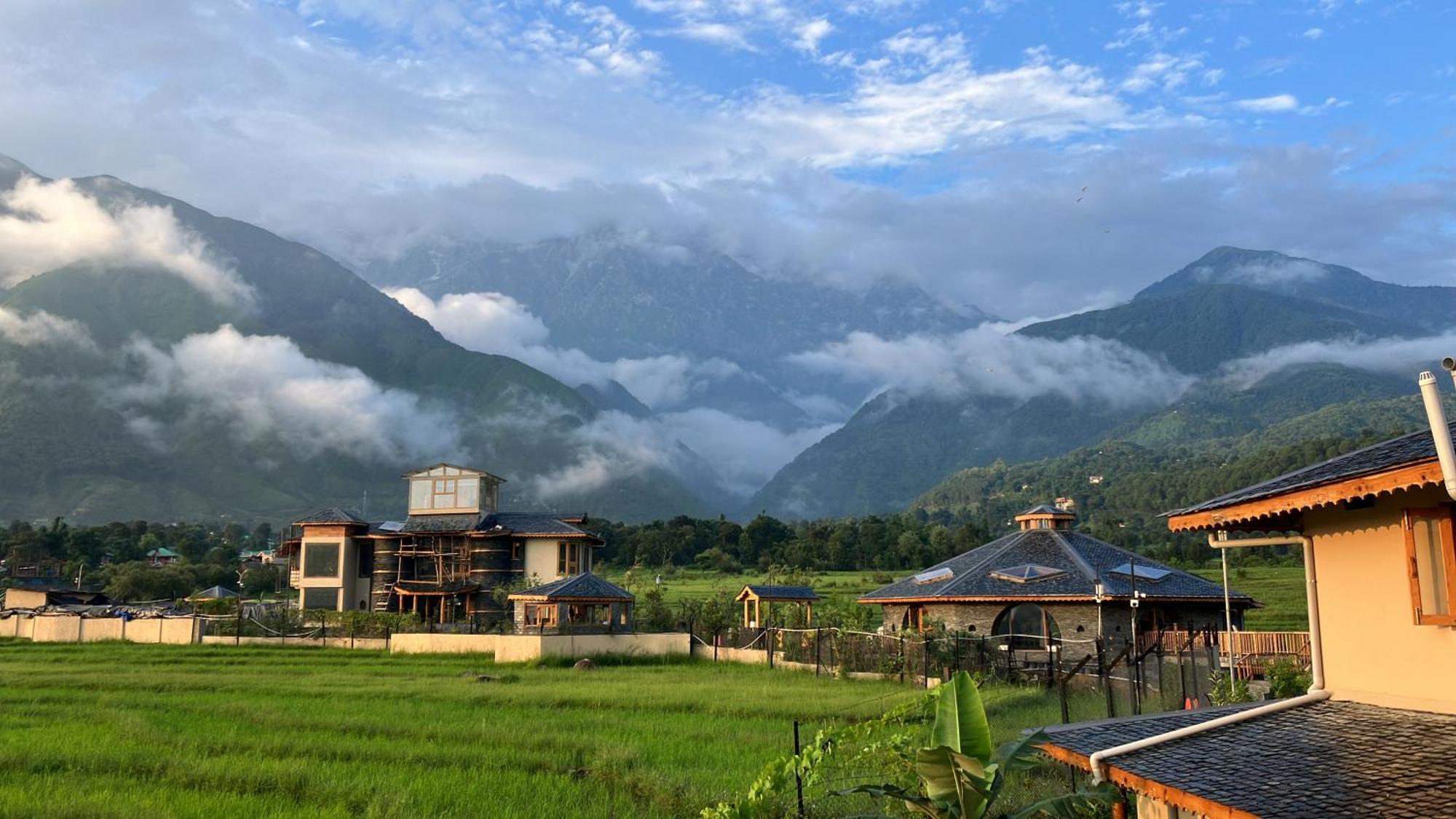 Osho Himalayas Wellness Resort Kangra Kültér fotó